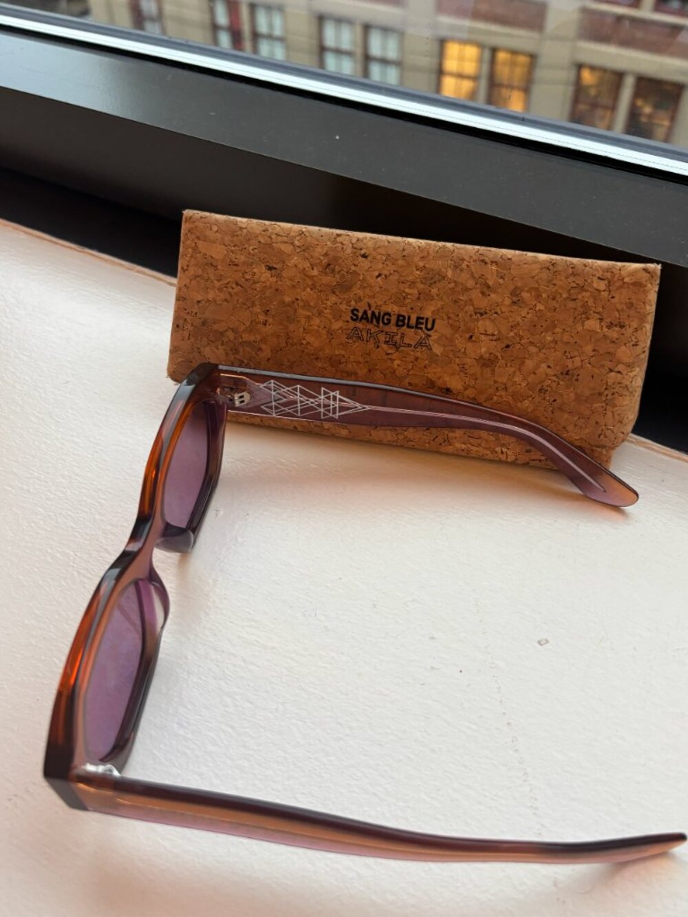 AKILA x Sang Bleu Vantage 3.0 Limited Edition Sunglasses -  Gradient/Purple/Red - Picture 7 of 7